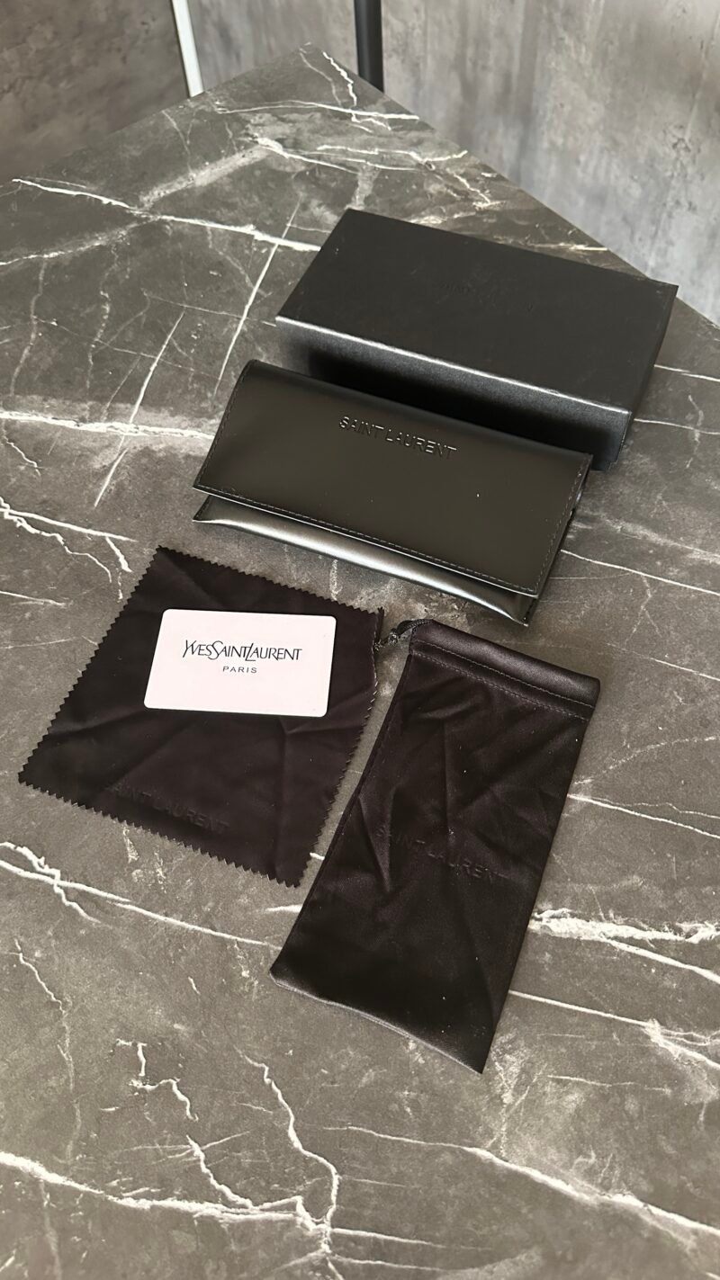 CAJA YSL