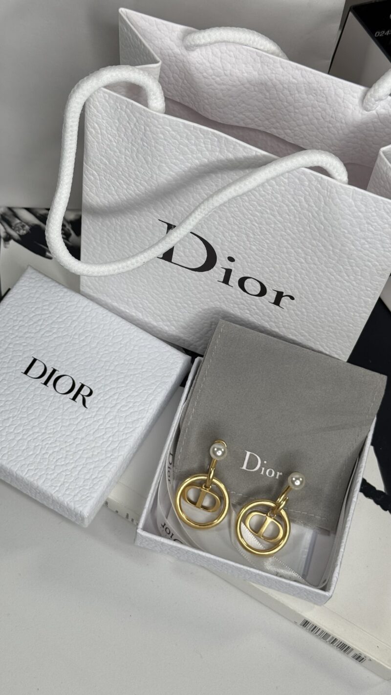 PENDIENTES DI0R