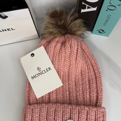 GORRO MNC ROSA POM