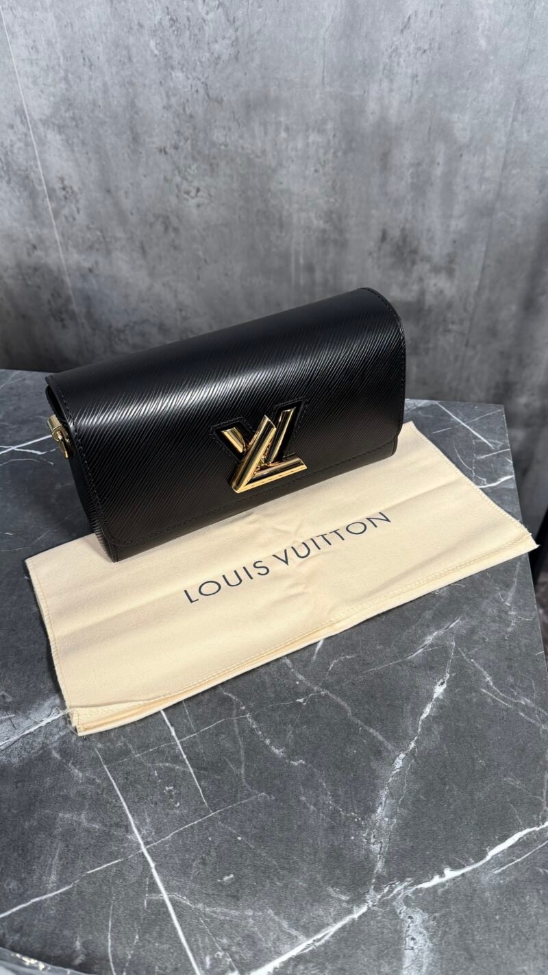 LV BG2