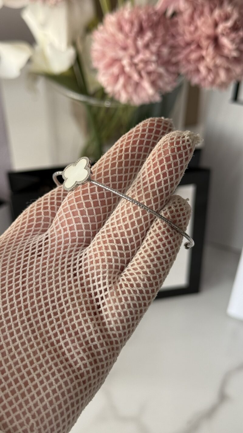 PULSERA CHARL TRÉBOL PLATA/ BLANCA - Imagen 2