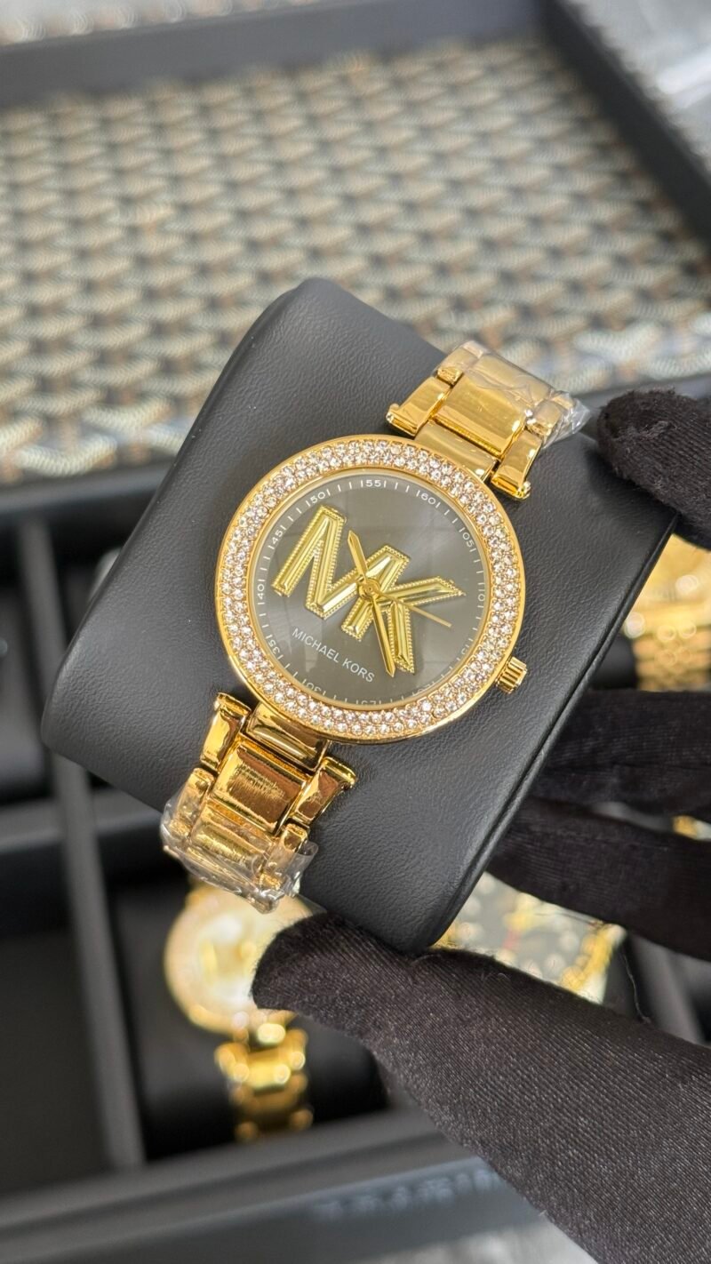 MK DORADO / NEGRO CLAS