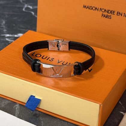 PULSERA LV CUERO