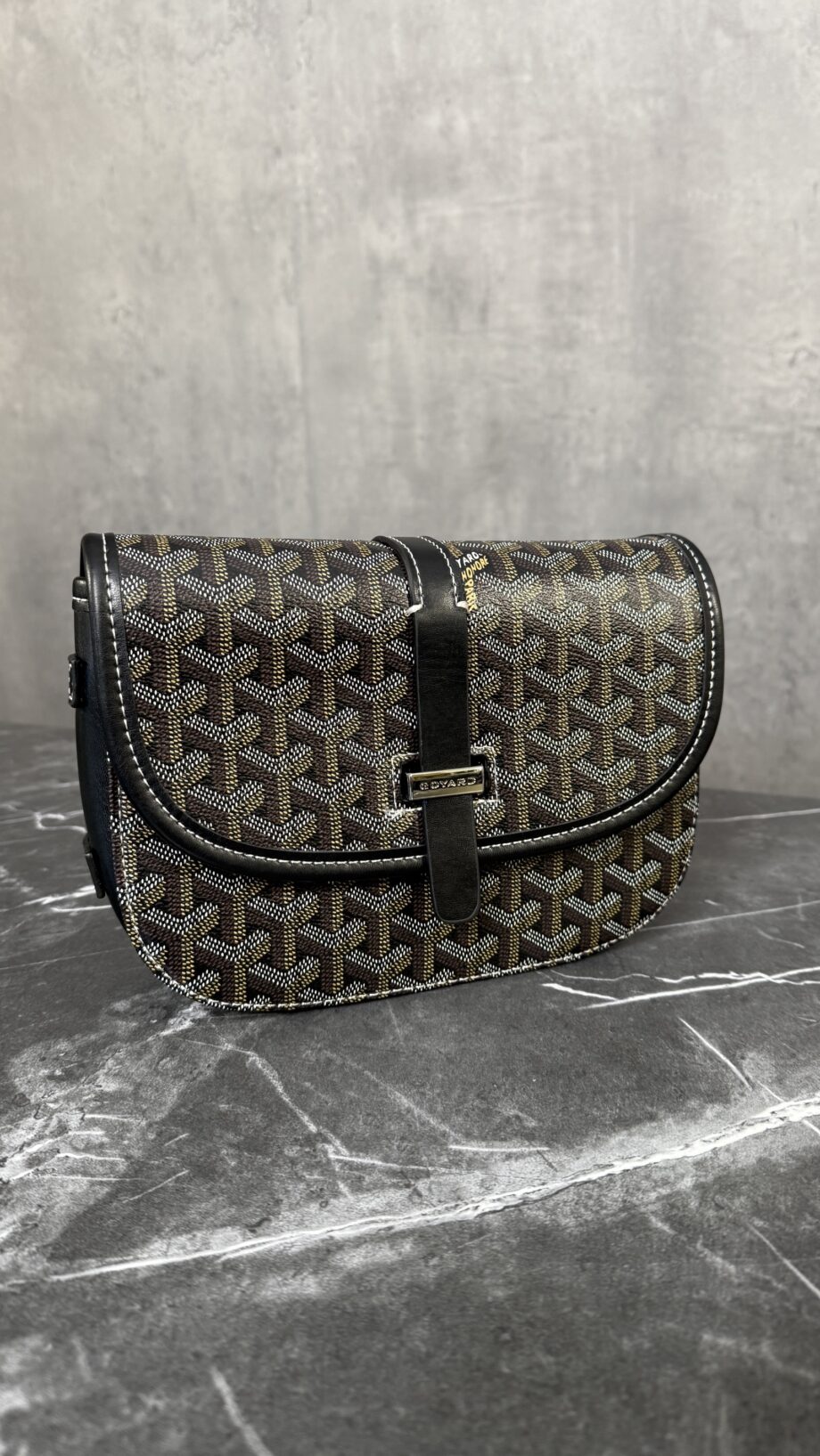 NECESER GOY NEGRO SIN CUERDA