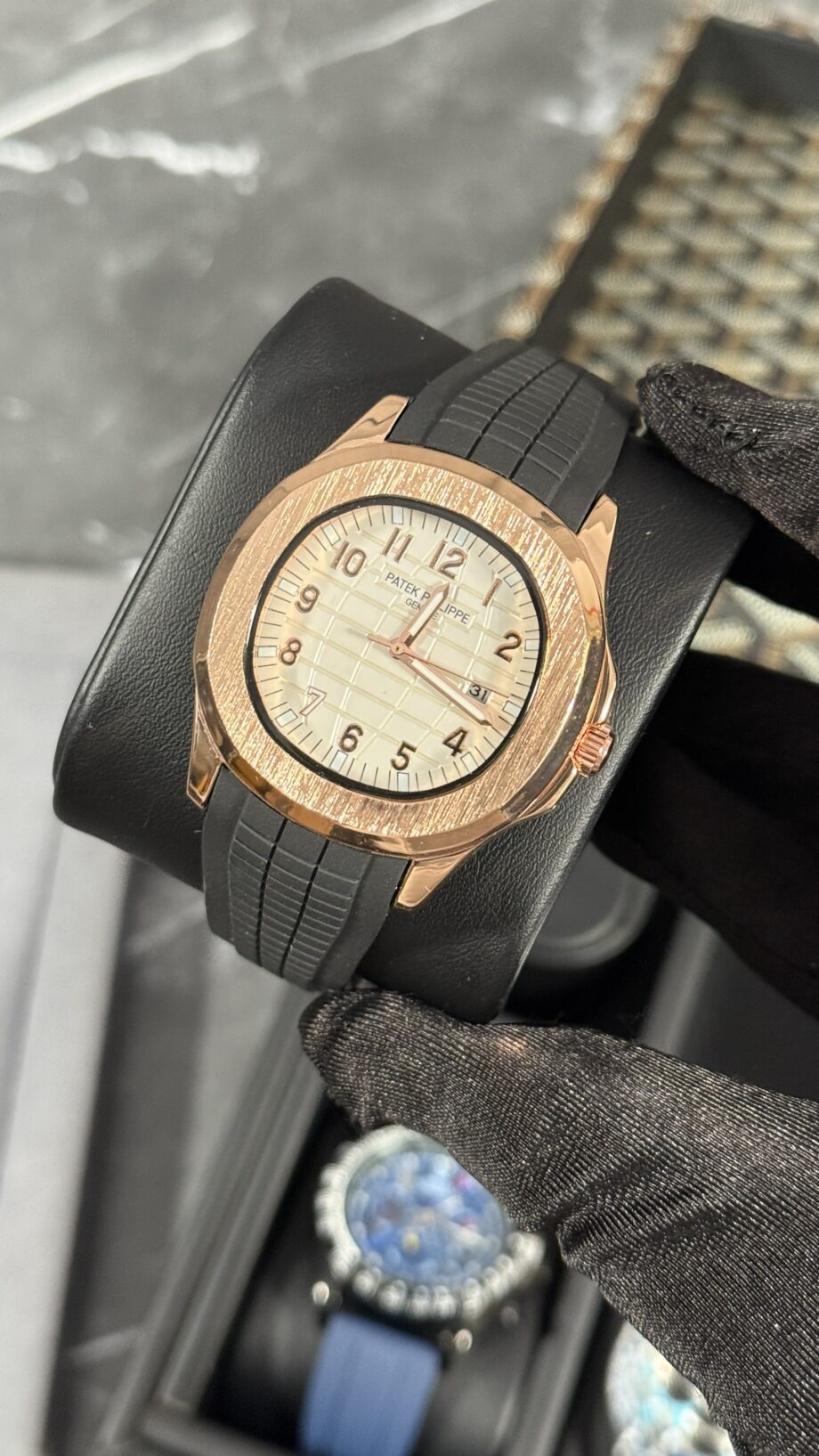 PP GOMA BRONZE / NEGRO