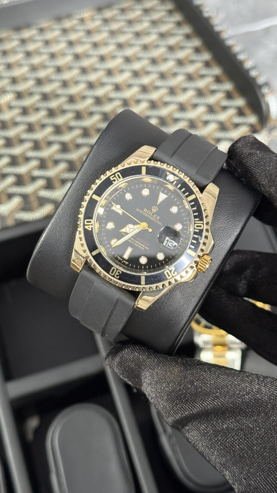 RLX YAH GOMA / DORADO