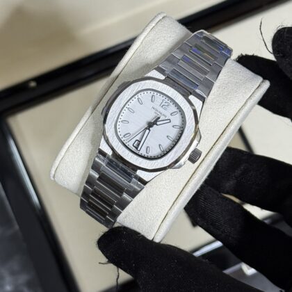 PATEK NAUTILUS BLANCO 28mm